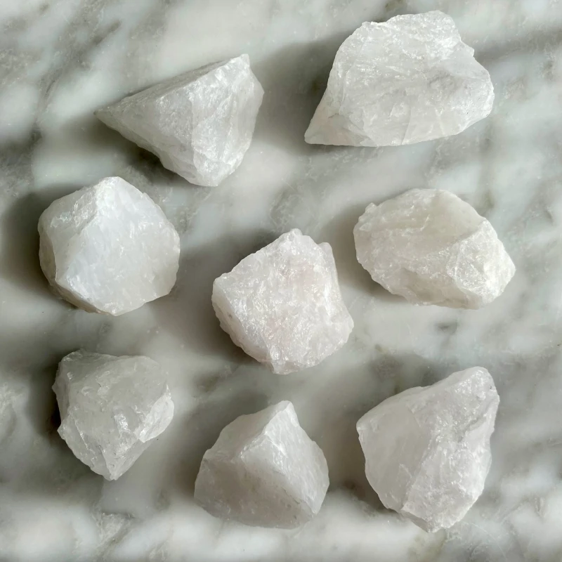 White Quartz – Crystal Clarity, Infinite Possibilities