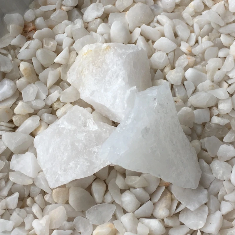 White Quartz – Crystal Clarity, Infinite Possibilities